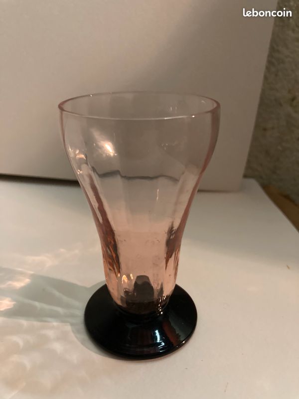 6 verres digestif rose, pied noir (image 1)