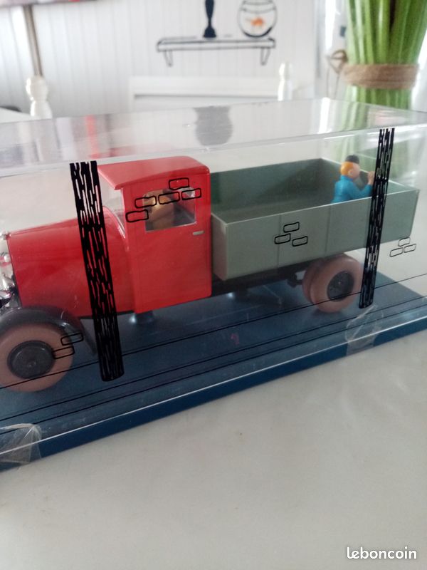 TINTIN CAMION ROUGE LOTUS BLEU AU 1/24e (image 3)