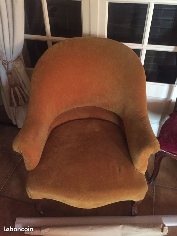 Fauteuil crapaud velour ocre (image 1)