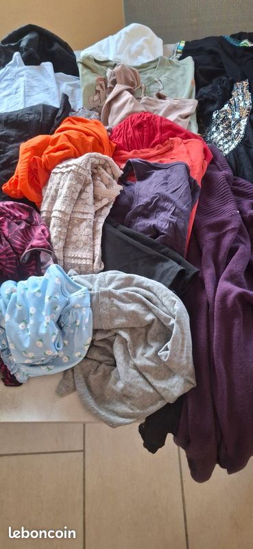 Lot vetemznt taille s 4 (image 4)