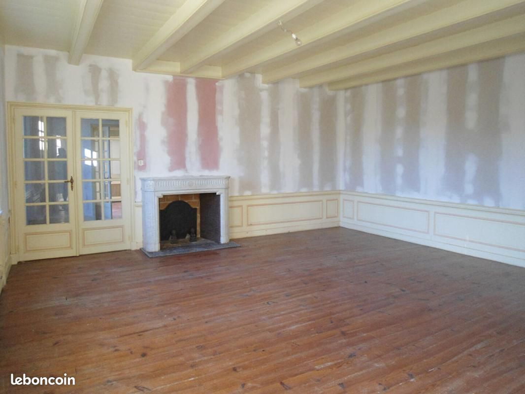 Propriété 11 pièces 320 m² - Saint-Georges-du-Bois 17700 (image principale 10)