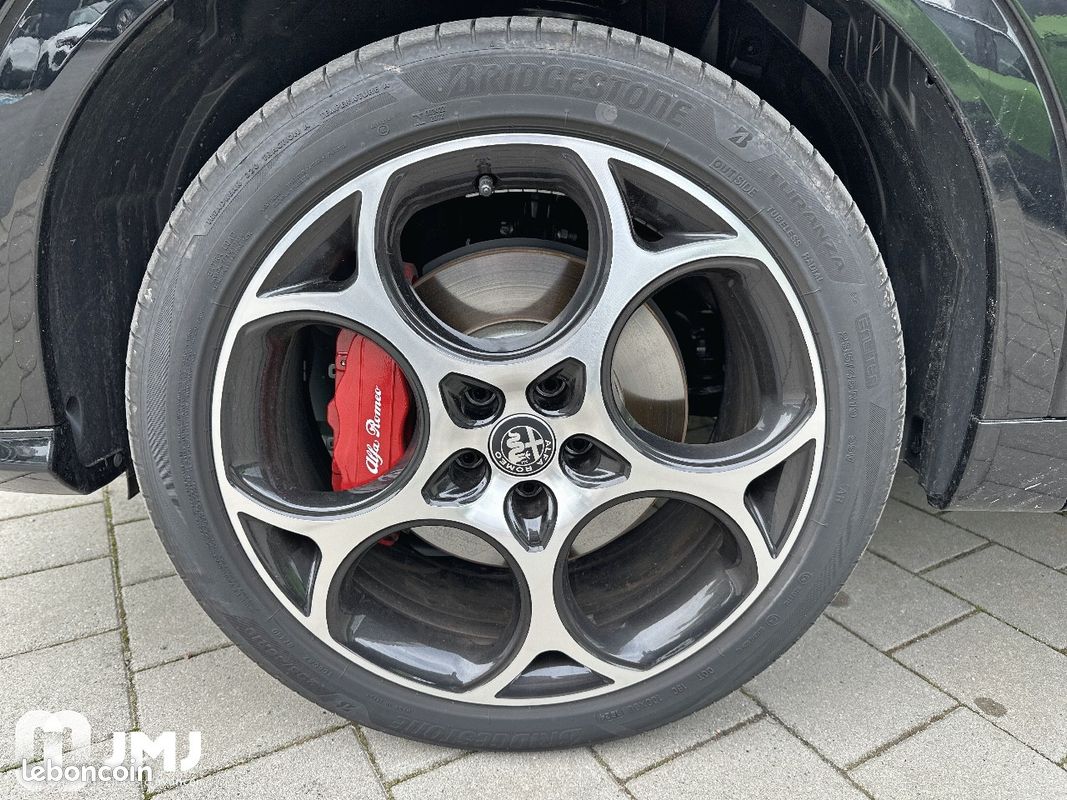 ALFA ROMEO Tonale 1.3 Hybride Rechargeable PHEV 280ch AT6 e-Q4 Veloce (image 7)