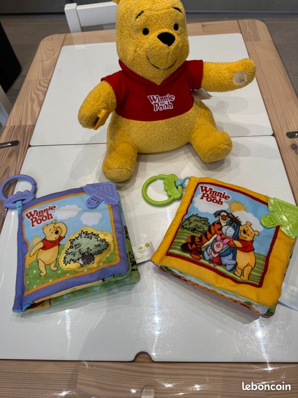 Peluche interactive Devine et découvre avec Winnie l’Ourson Tomy (image 2)