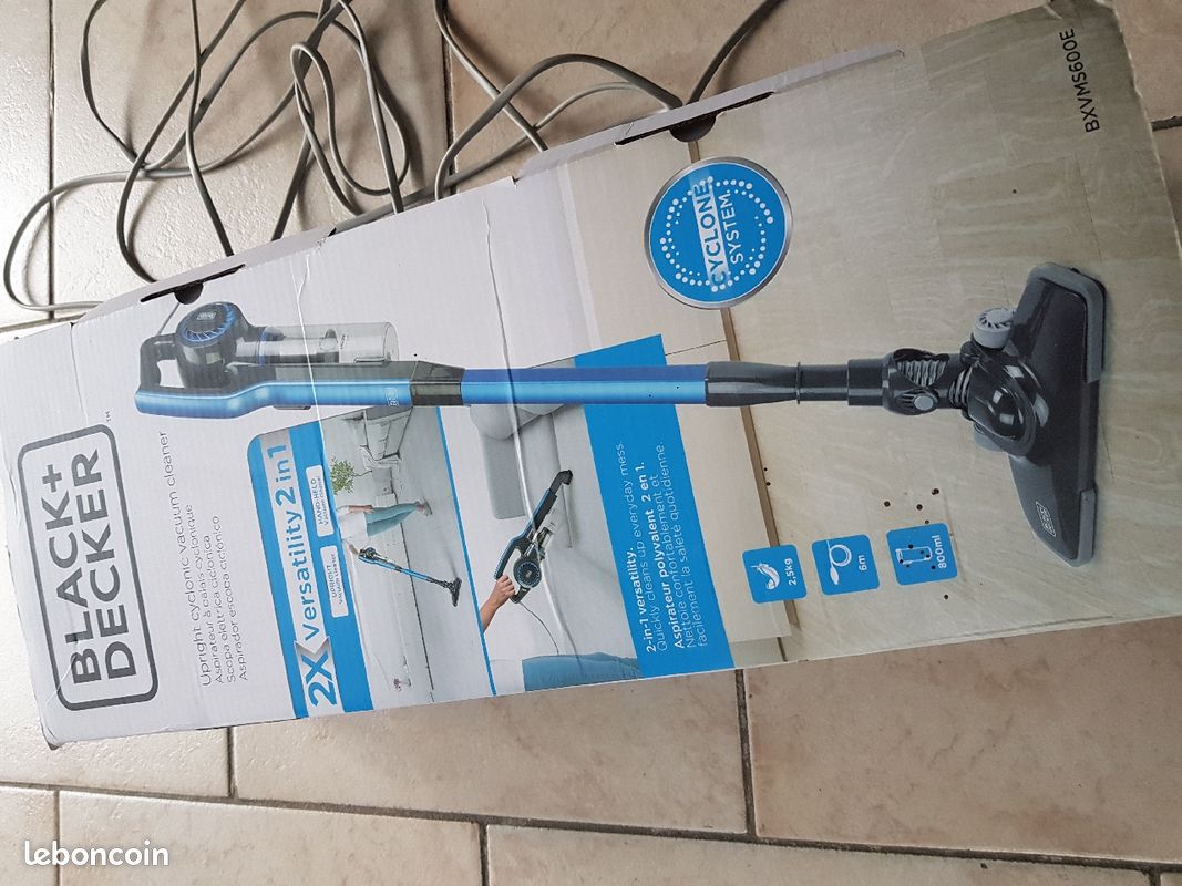 Aspirateur black et decker 600 watts cyclone system (image 10)