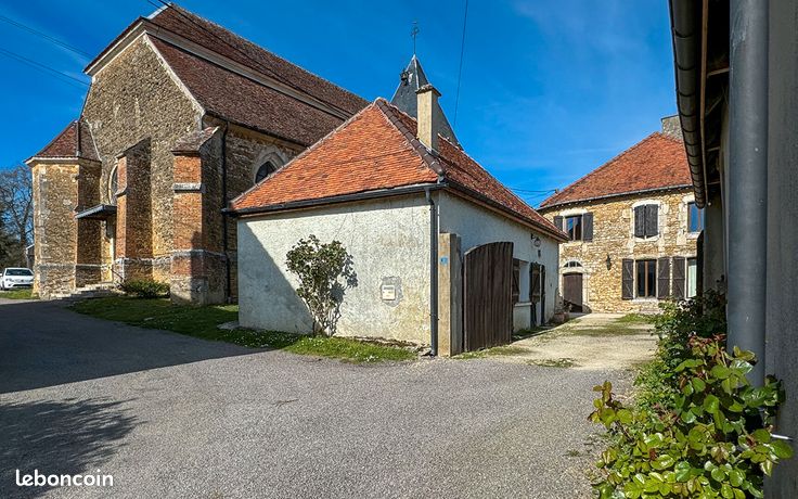 Maison 10 pièces 300 m²