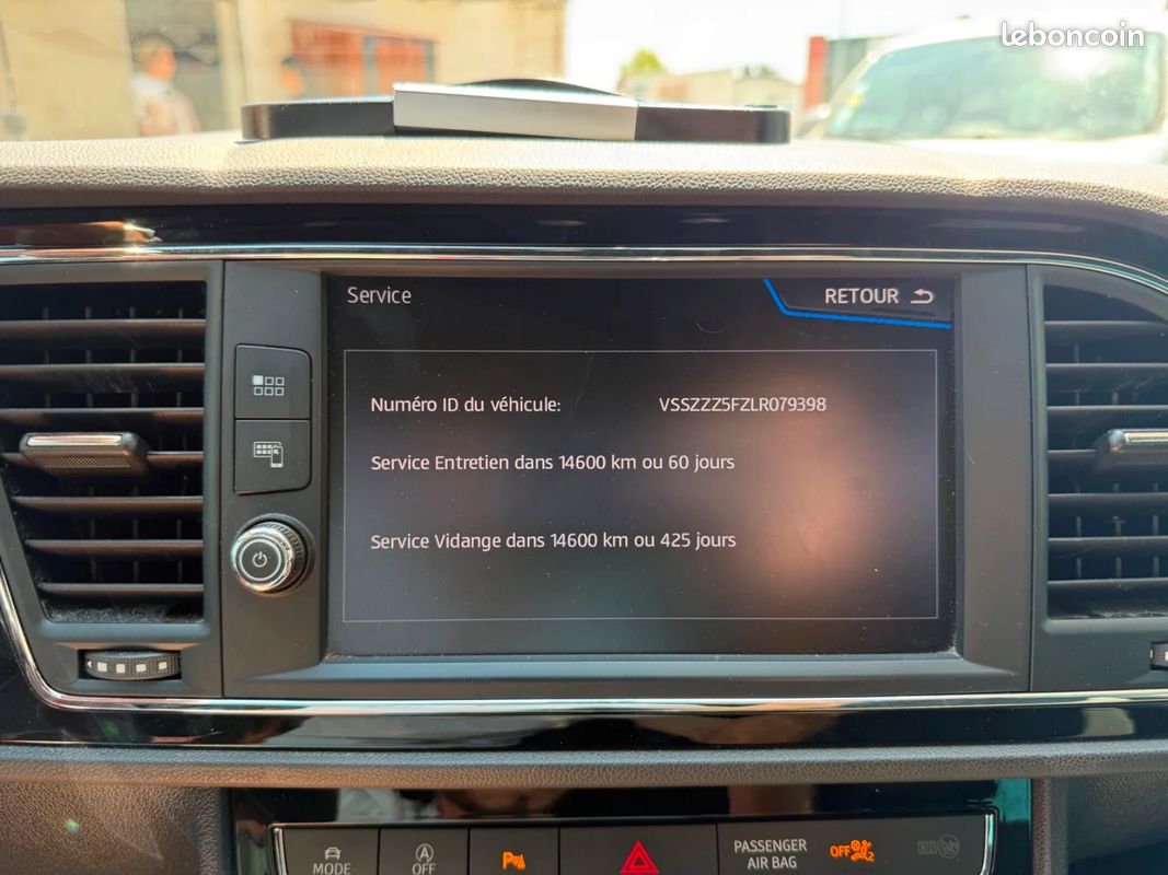 SEAT LEON 2.0 TDI 150 Start/Stop BVM6 FR / CAMERA / CARPLAY / SIEGE FR (image 23)