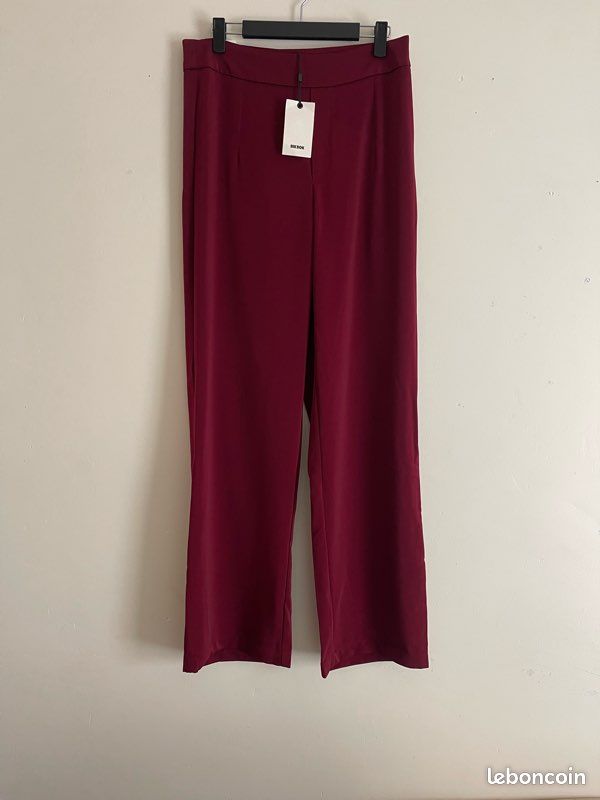 Pantalon large bordeaux bik bok (image 1)