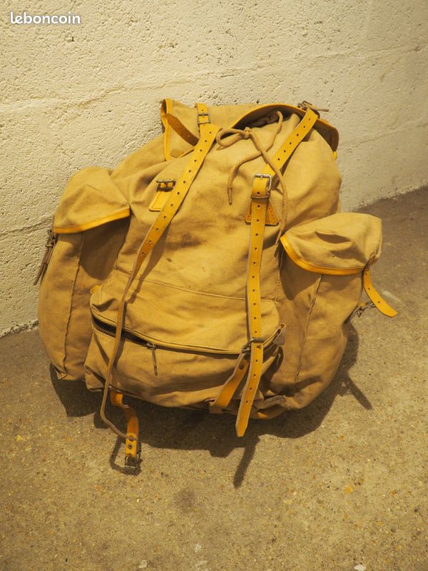 SAC A DOS DE RANDONNÉE MONTAGNE MH500 20 LITRES NOIR Quechua