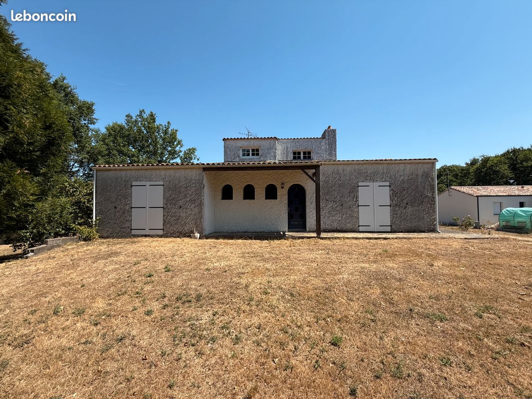 Maison 5 pièces 135 m² · à Landeronde · 135 m² · 149 850 €