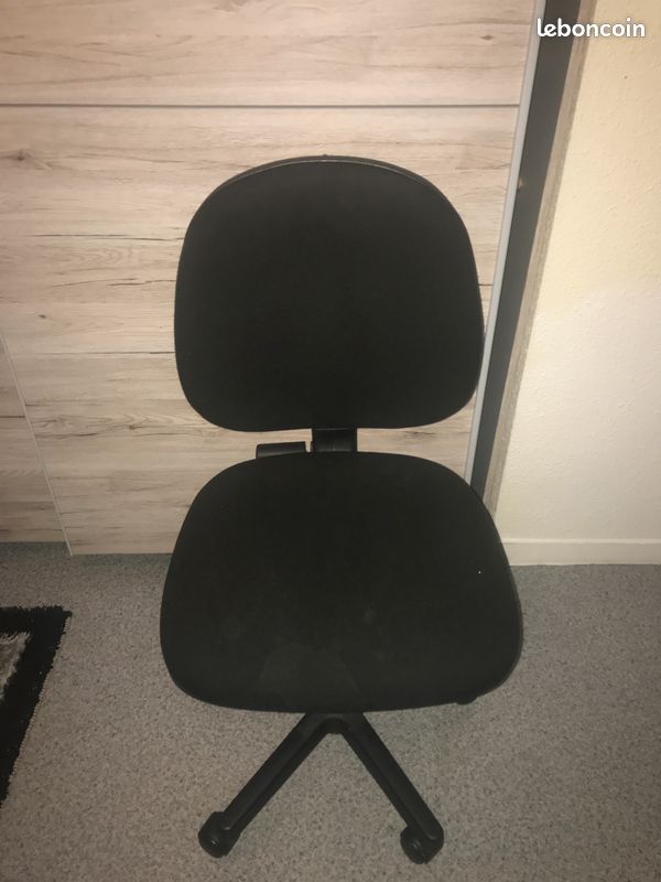 Chaise roulante pour bureau (image 1)