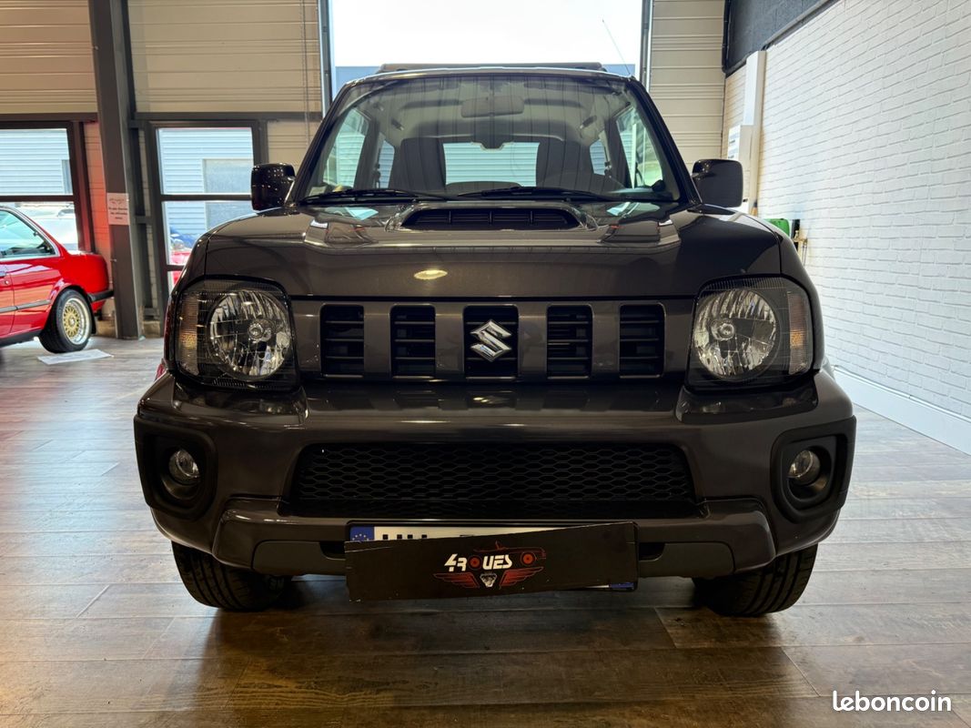 SUZUKI JIMNY JX Ranger Edition 1.3i VVT 86ch SUIVI COMPLET SUZUKI + Attelage + Galerie (image 22)