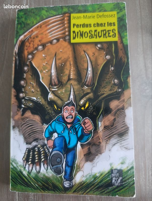 Livre Perdus chez les dinosaures (image 1)