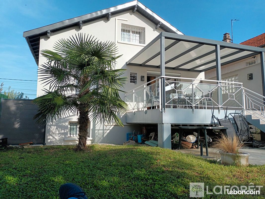 Maison 5 pièces 160 m² · à Oullins-Pierre-Bénite · 160 m² · 449 000 €