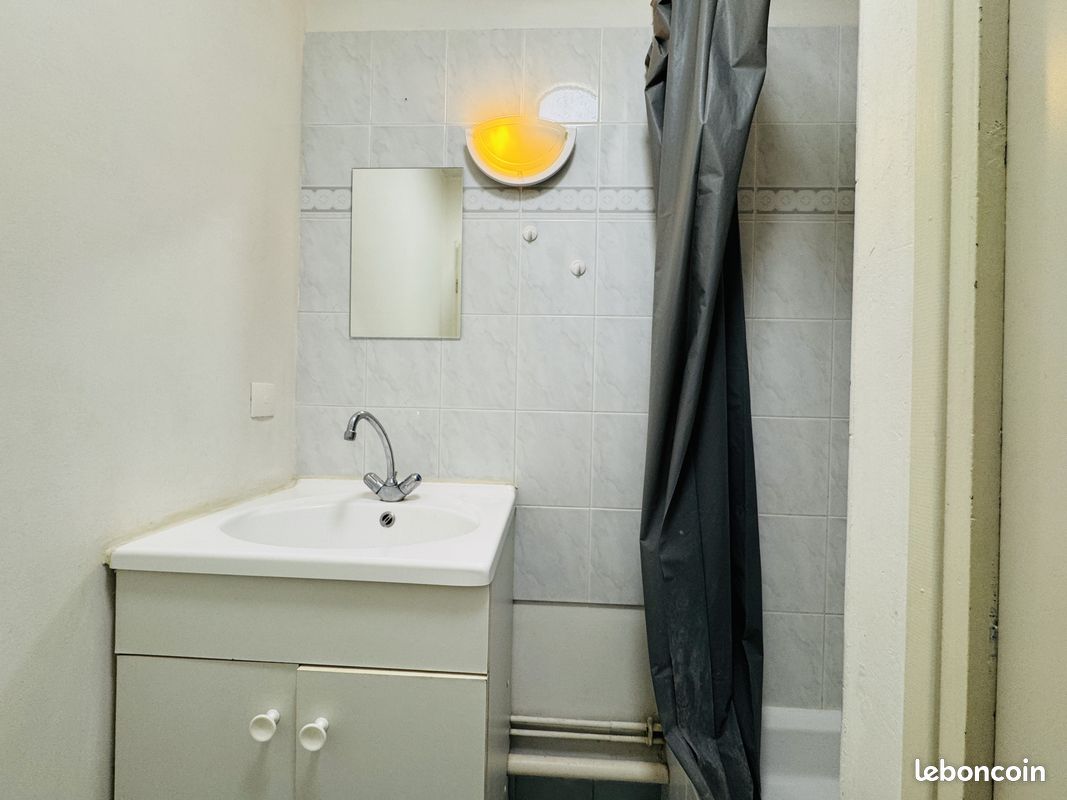 Appartement a louer poitiers - 1 pièce(s) - 27 m2 - Surfyn