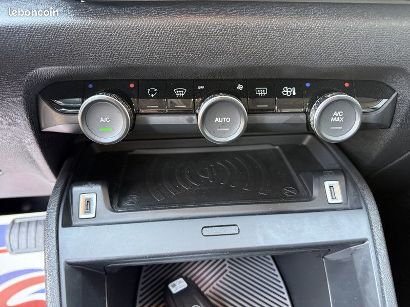 Citroen C4 1.2 HYBRIDE 136CH S&S MAX AUTOMATIQUE (image 17)