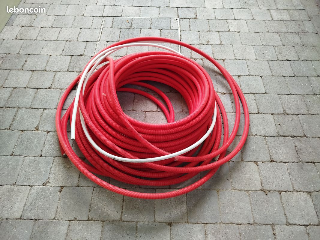 Tuyau multicouche 16mm gainé (image 1)