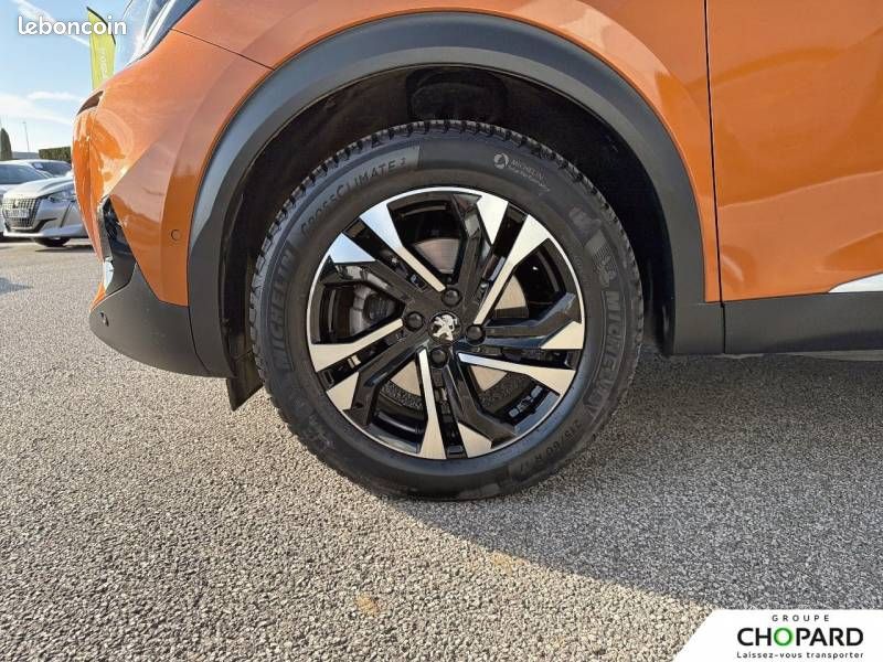 Peugeot 2008 BlueHDi 130 S&S EAT8 GT (image 23)