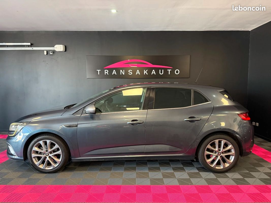 RENAULT MEGANE 4 1.2 TCE 130ch GT-LINE / Bose / Suivi D'entretien Complet (image 3)