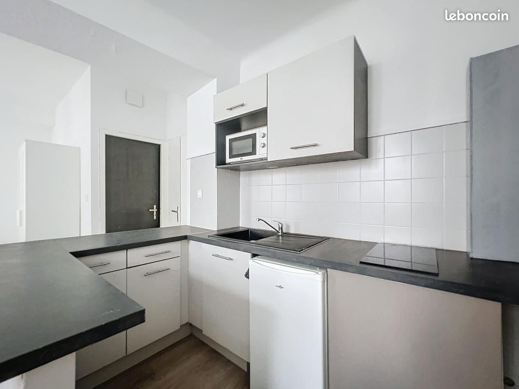 Appartement 1 pièce 27 m² · à Avignon · 27 m² · 450 €
