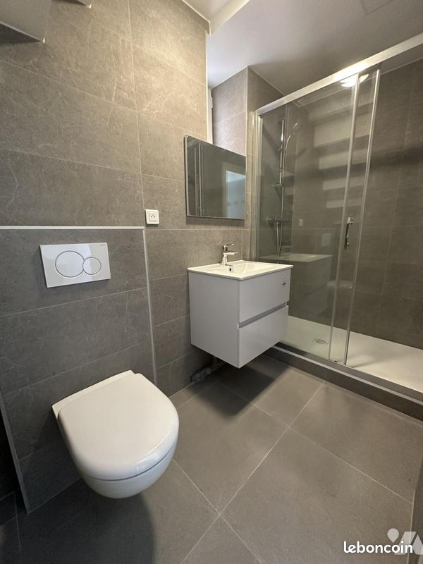 Maison a louer meyzieu - 5 pièce(s) - 95 m2 - Surfyn