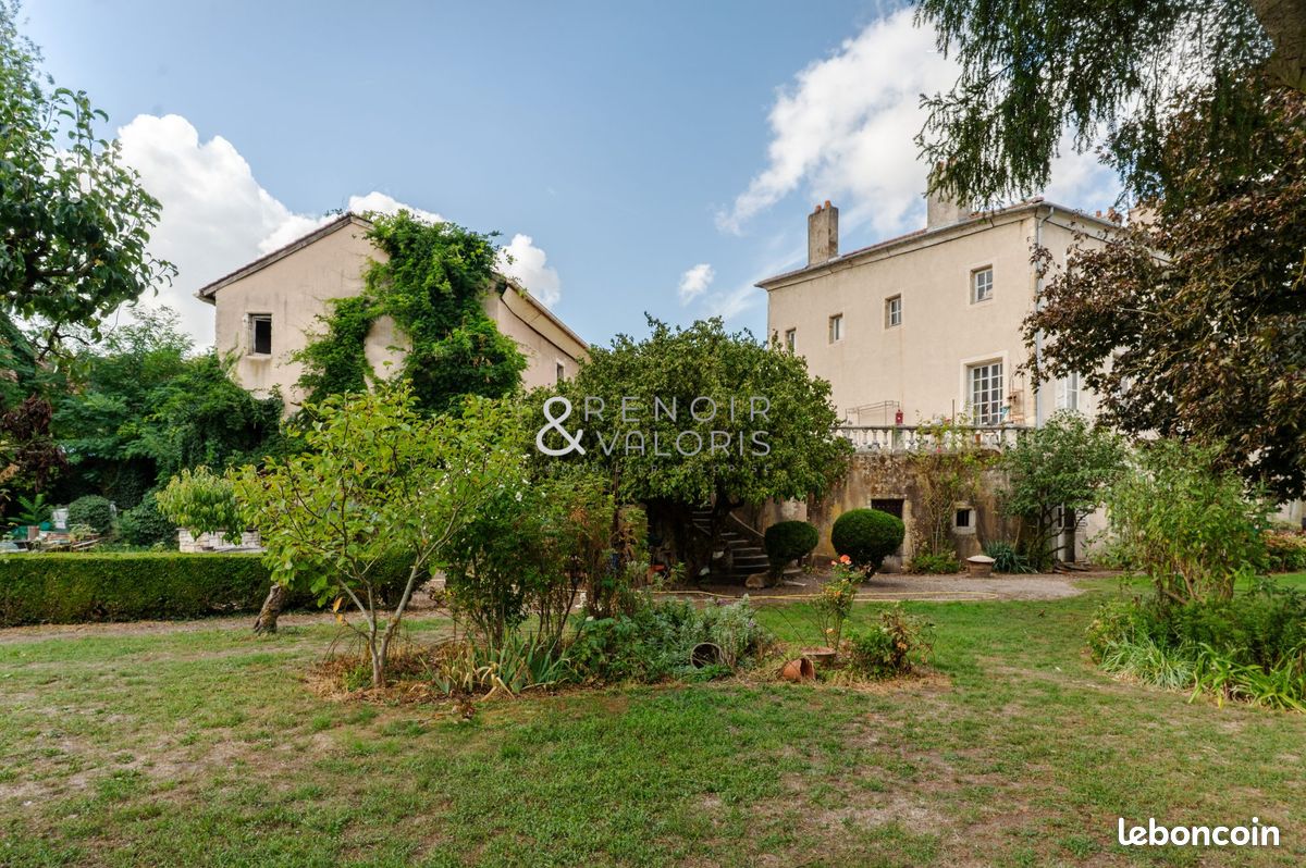 Maison 14 pièces 467 m² · à Rosières-aux-Salines · 467 m² · 425 000 €