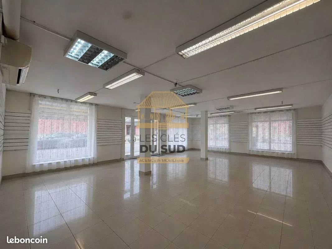Maison 1 pièce 79 m² · à Saint-Pierre · 79 m² · 335 000 €