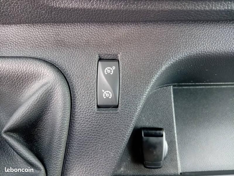 Renault Master Fg 18 325 HT L1H2 2.3 Blue dCi 135ch Confort (image 13)