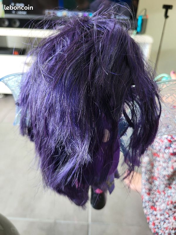 Poupée Vampirina (image 2)
