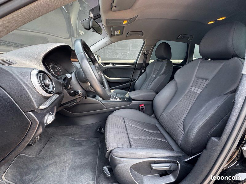 AUDI A3 Sportback 30 TFSI 116ch Sport S-Tronic7 (image 3)