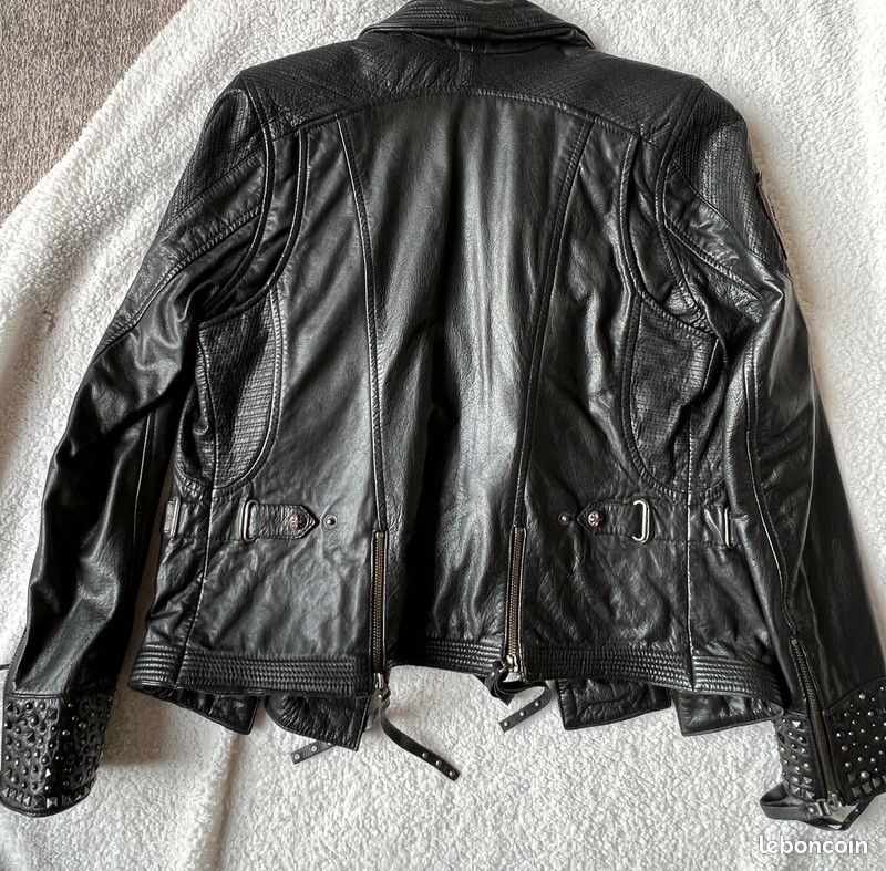 Perfecto cuir Harley Davidson femme taille S veste cloutées NEUVE (image 2)