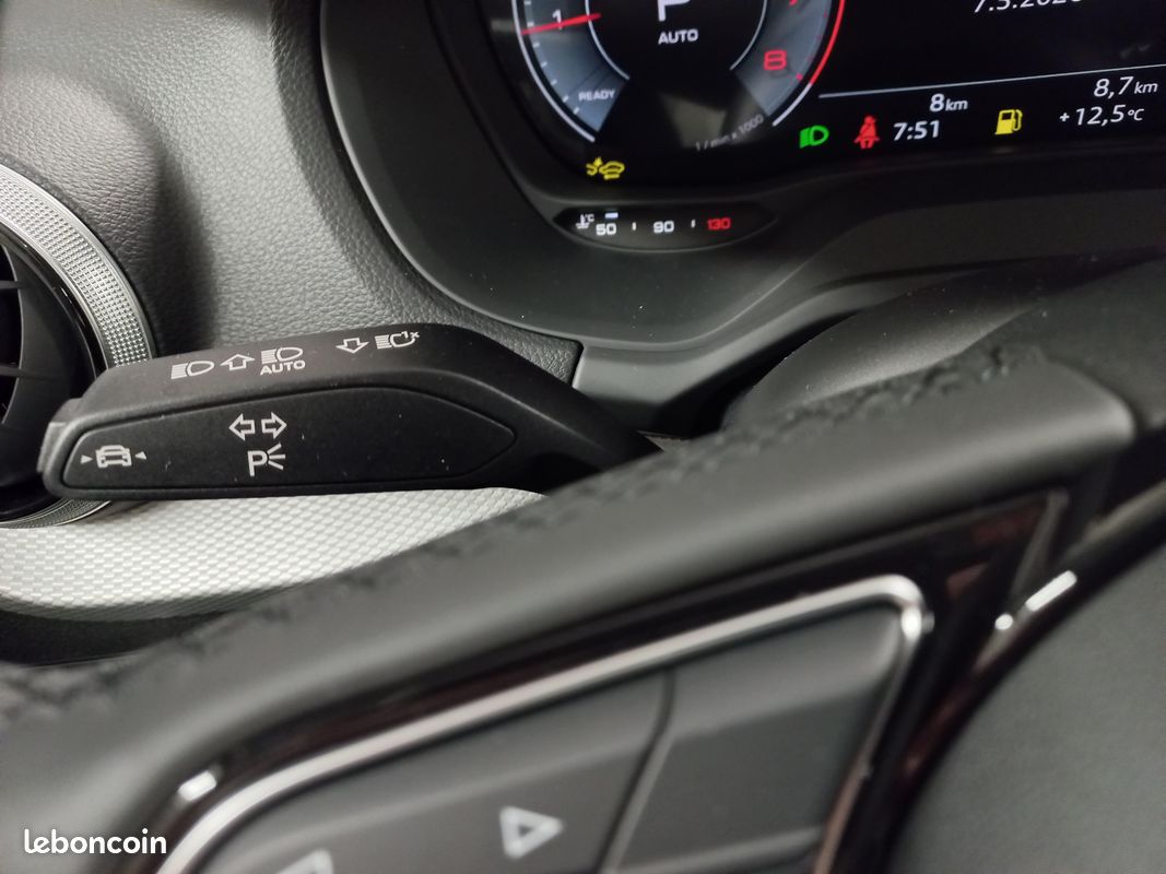 AUDI Q2 35 TFSI 150 S tronic 7 S line (image 10)