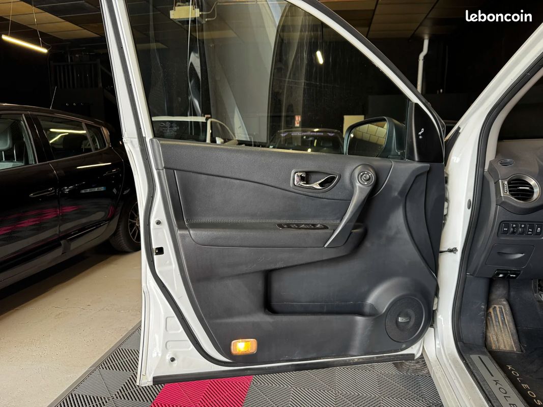 Renault KOLEOS Initiale LIMITED + ATTELAGE (image 22)