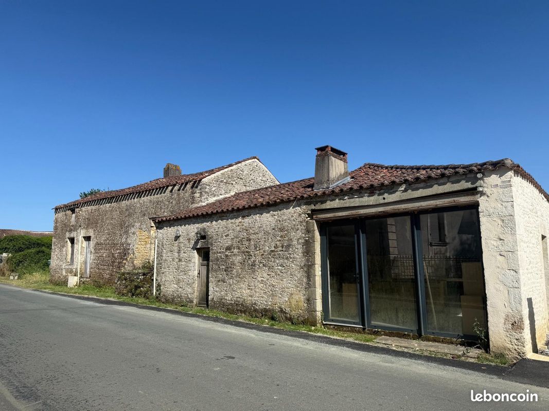 Maison 3 pièces 62 m² · à Saint-Juire-Champgillon · 62 m² · 58 000 €