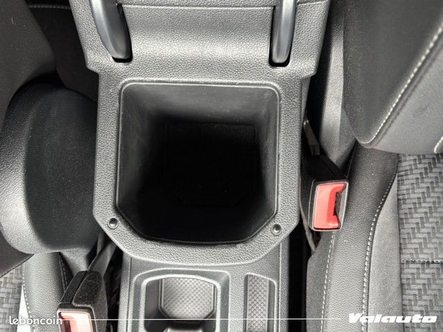 Volkswagen T-Roc R LINE 2.0 TDI 150CH DSG7 (image 20)