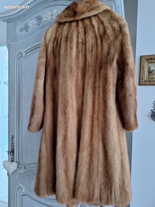 Manteau En Véritable Fourrure Vison Croisé - Marque Eastern Furriers - Taille 38/40 - Marron Et Ecru - Neuf Sans étiquette