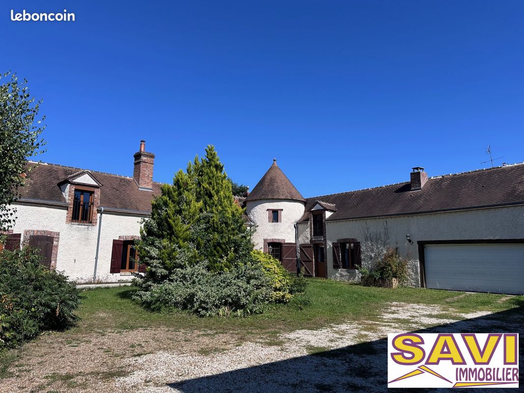 Maison 11 pièces 292 m² · à Paucourt · 292 m² · 389 000 €