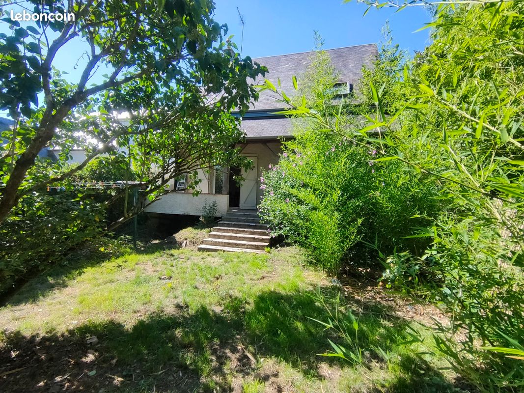 Maison 5 pièces 100 m² · à Bessé-sur-Braye · 100 m² · 85 000 €