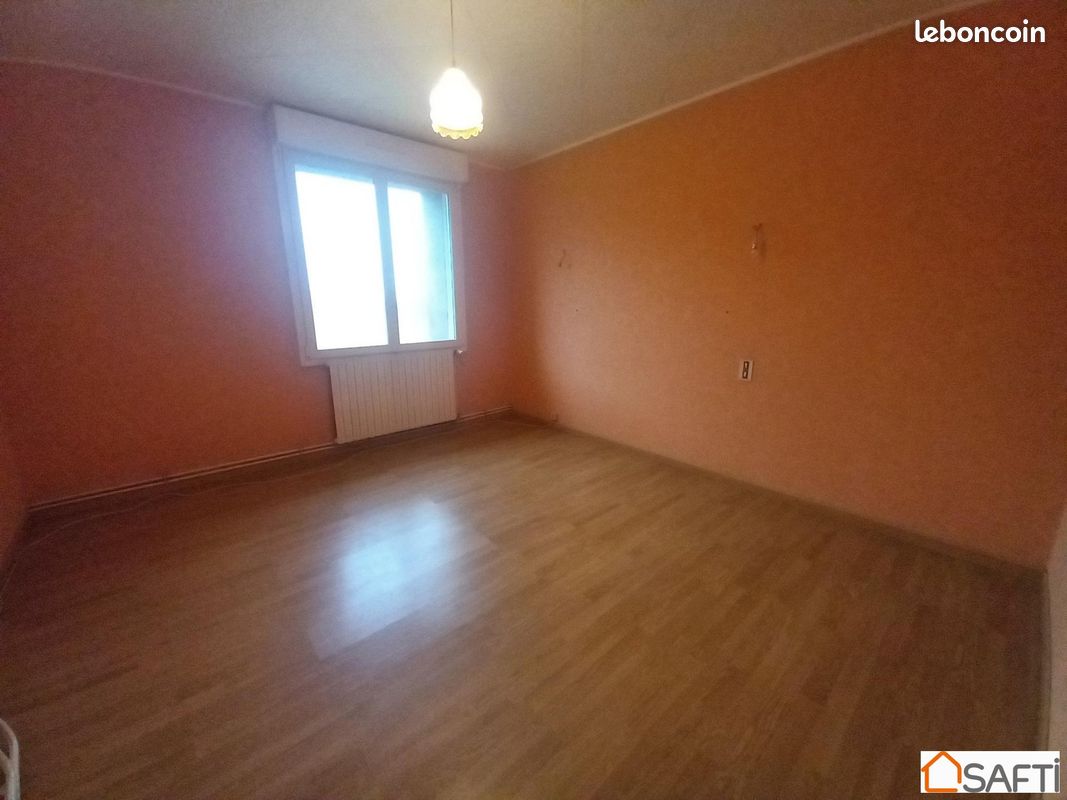Maison 6 pièces 118 m² - Bressuire 79300 (image principale 10)