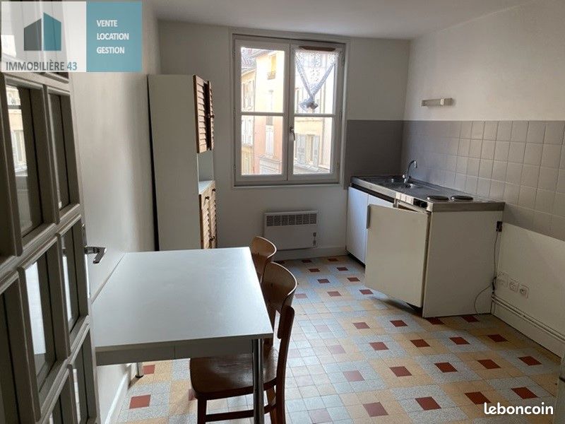 Appartement 1 pièce 35 m² · au Puy-en-Velay · 35 m² · 306 €/mois