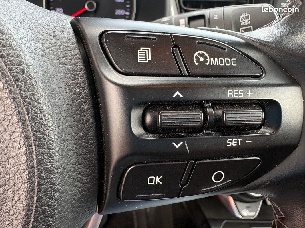 Kia STONIC 1.0 T-GDI 120CH ISG PREMIUM DCT7 EURO6D-T (image 26)