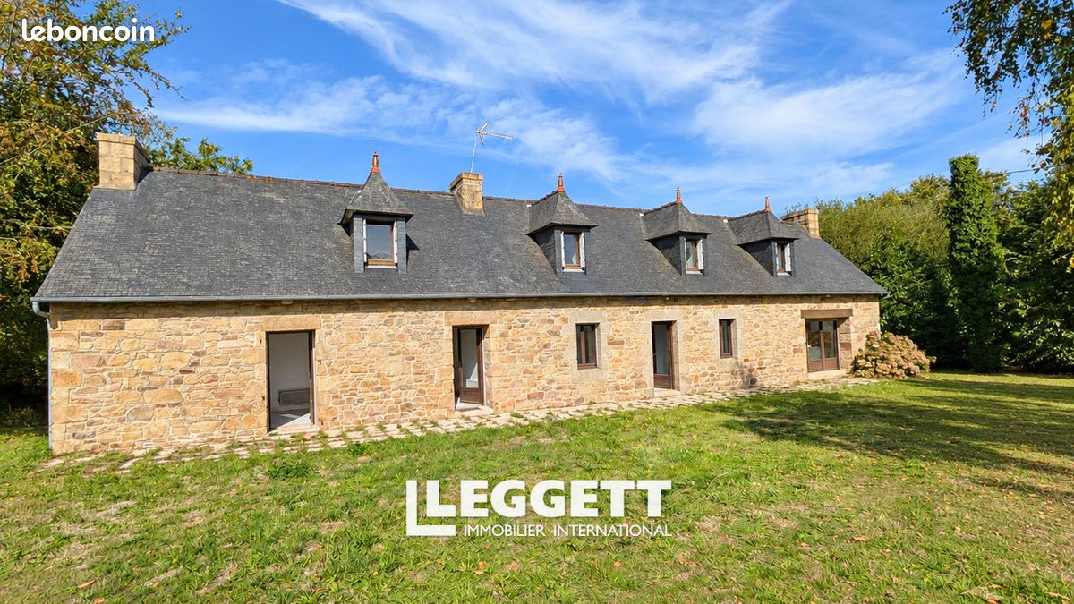 Maison 8 pièces 157 m² · à Bégard · 157 m² · 234 000 €