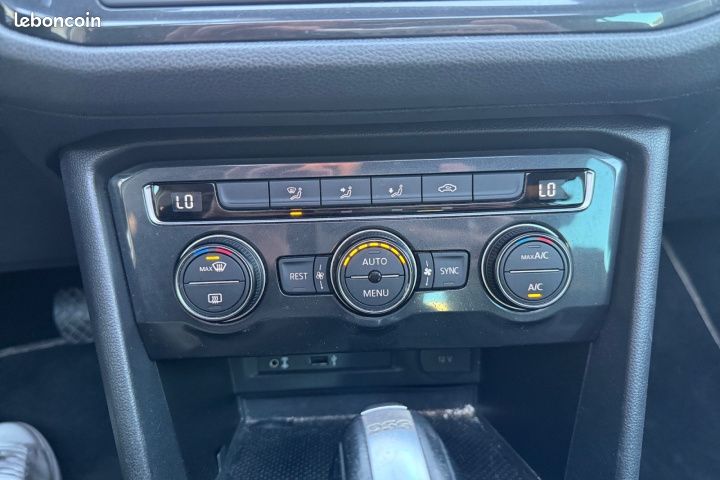 Volkswagen Tiguan 2.0 TDI 150 DSG7 Carat Exclusive / CARPLAY / TOIT OUVRANT / CAMERA 360 / REGULATEUR ACC (image 26)