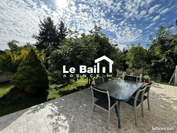 https://img.leboncoin.fr/api/v1/lbcpb1/images/be/c3/ad/bec3ad9ab29d03547e2ea342fb06edacee71bfbc.jpg?rule=ad-image