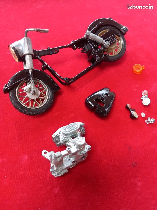 Miniature Harley Davidson flh (image 1)