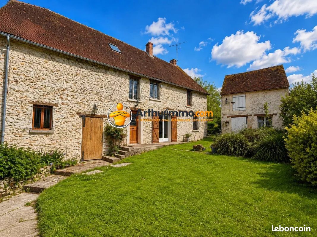 Maison 8 pièces 252 m² (image 1)