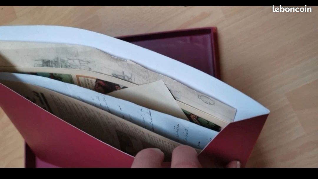 Coffret Les Trésors De Tintin Coffret avec 22 fac Similes Herge Superbe (image 4)