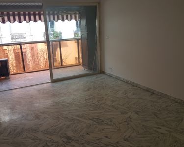 F1 - 31m2 Antibes Soleau
