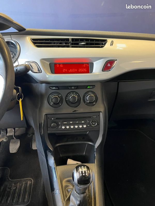 CITROEN DS3 1.2 82ch - 2014 - 142 000 km - Distribution OK - Suivi Citroën (image 16)