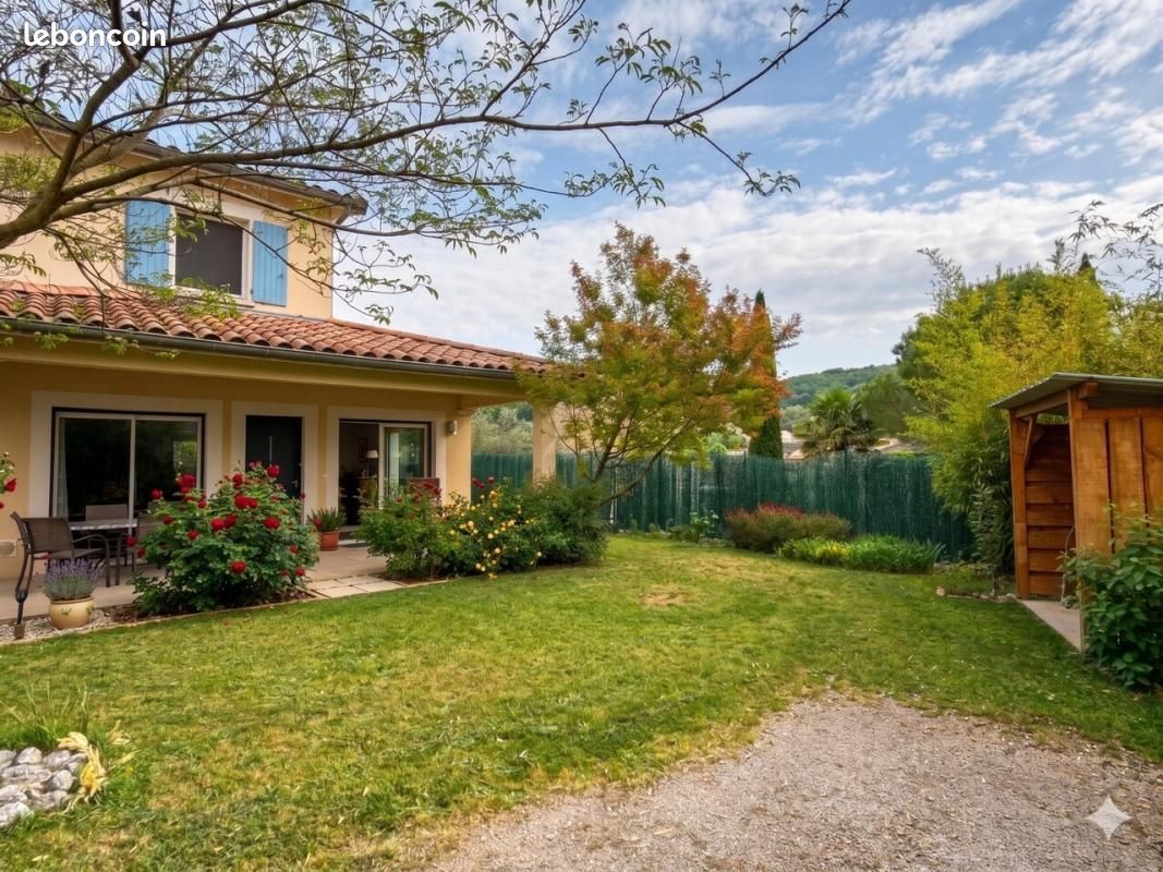 Maison 5 pièces 142 m² · à Saint-Donat-sur-l'Herbasse · 142 m² · 378 000 €
