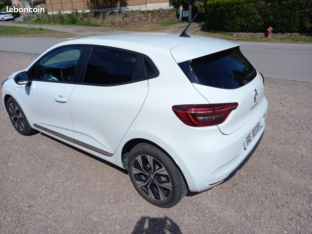 Clio V societe sce 65 evoution gps seulement 40891 kms garantie 12 mois partout en france (image 3)